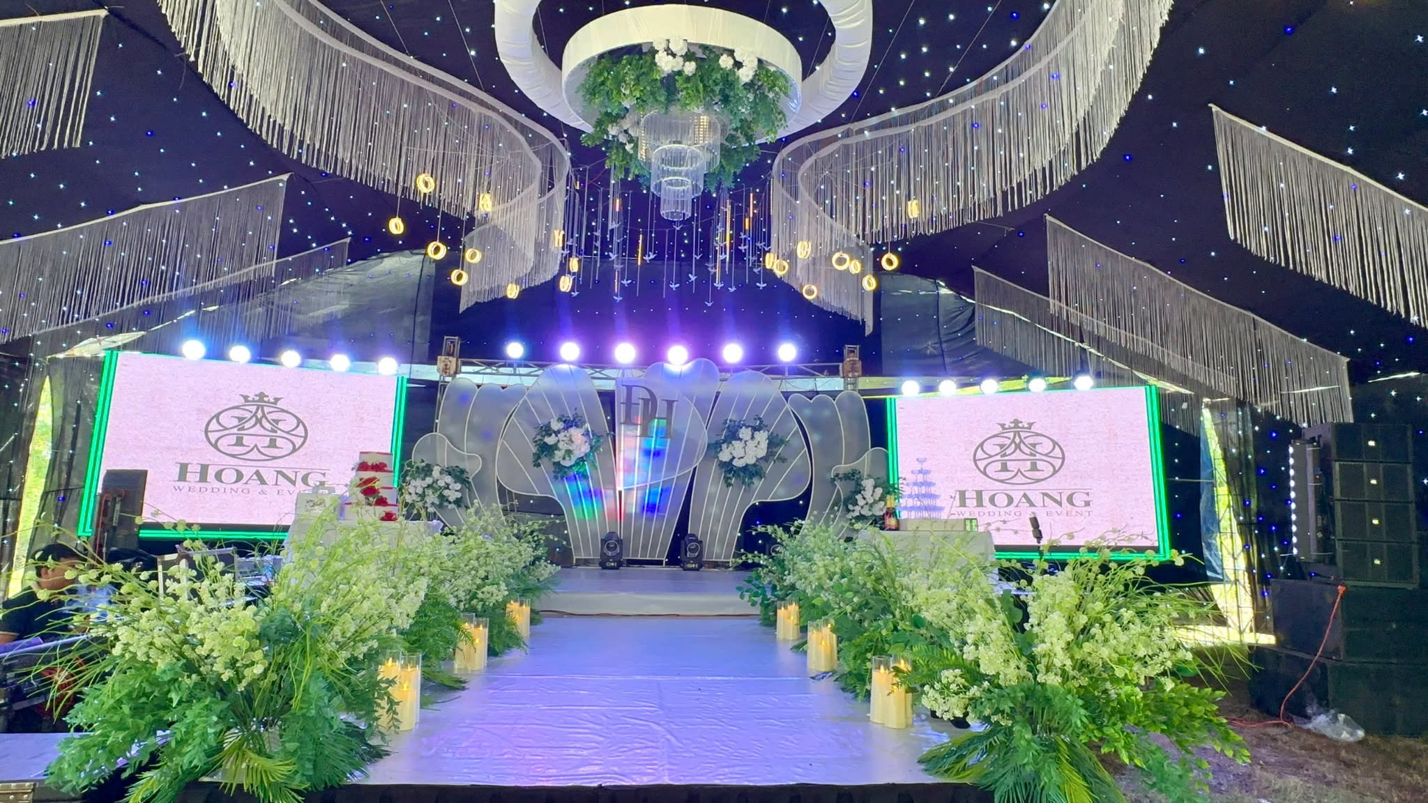 Rạp cưới